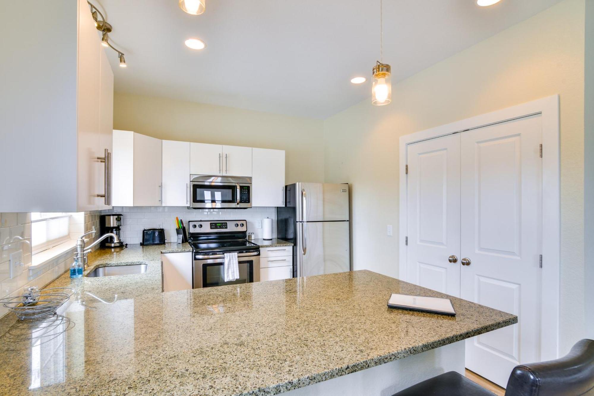 Downtown Buena Vista Condo Walk To River And Cafes! المظهر الخارجي الصورة